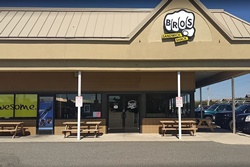 pet friendly restaurat in Avon, NC