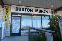 pet friendly restaurant in the outer banks